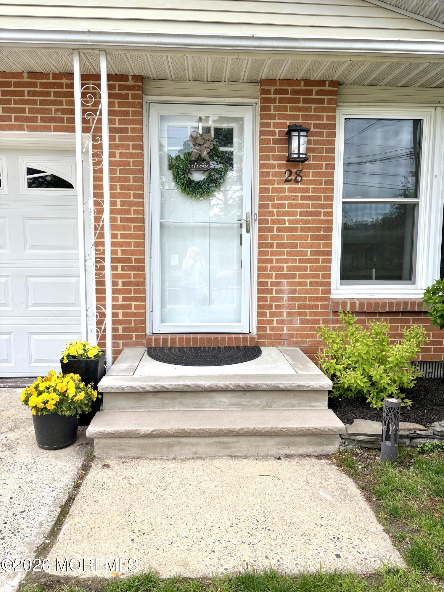 28 Dogwood Road