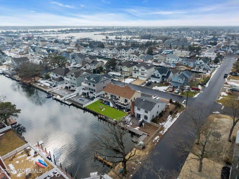 1622 Center Street Point Pleasant NJ 08742