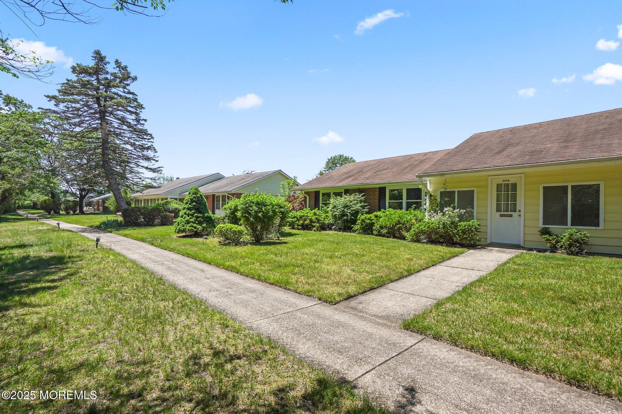 341 Canterbury Court #A, Lakewood, New Jersey image 3