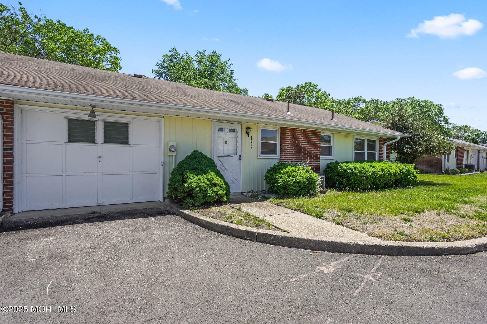 341 Canterbury Court #A, Lakewood, New Jersey image 6