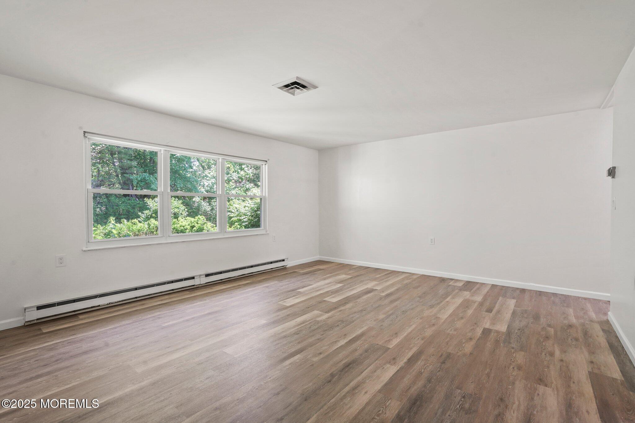 341 Canterbury Court #A, Lakewood, New Jersey image 11