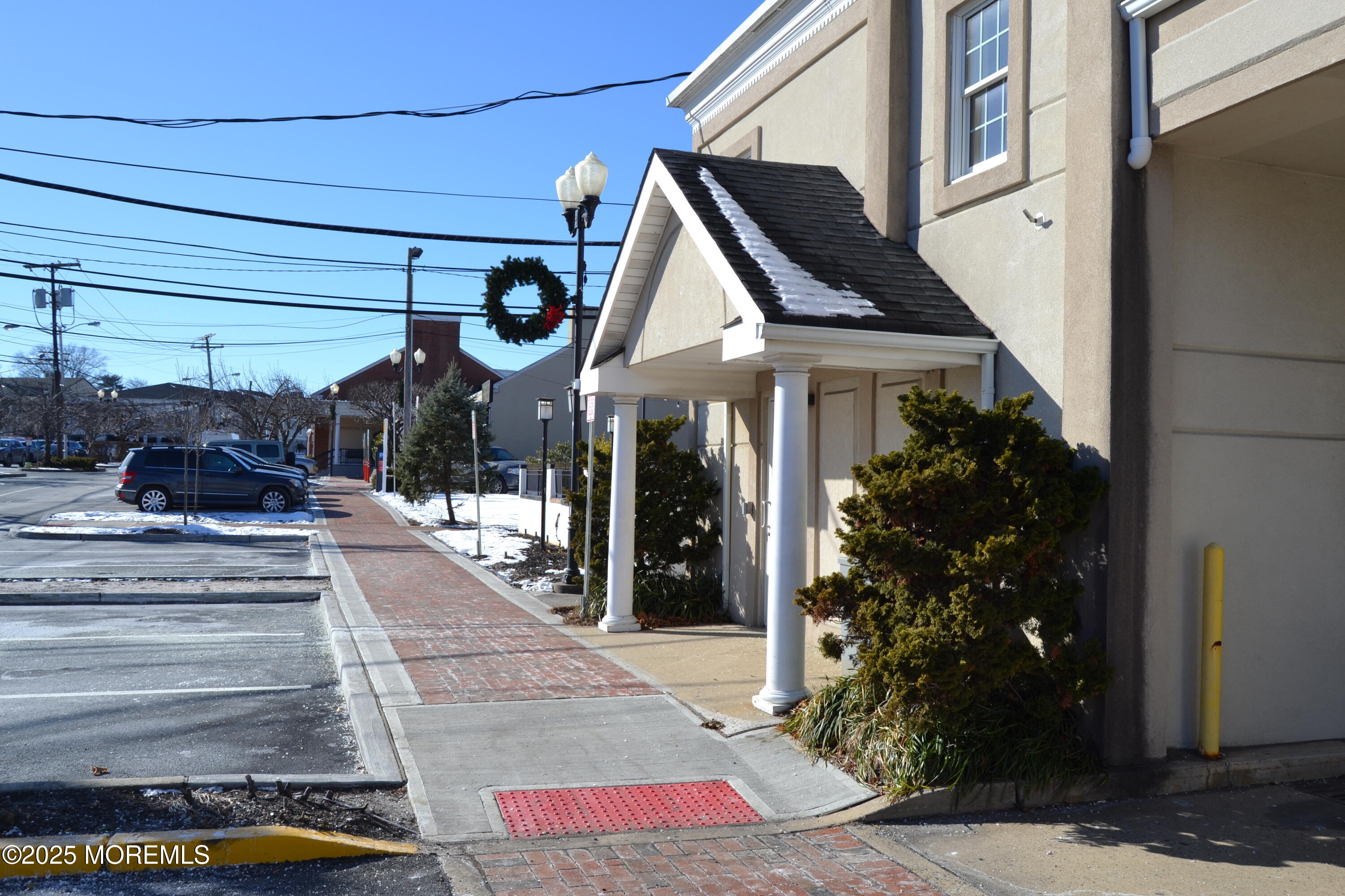 34 E Main Street