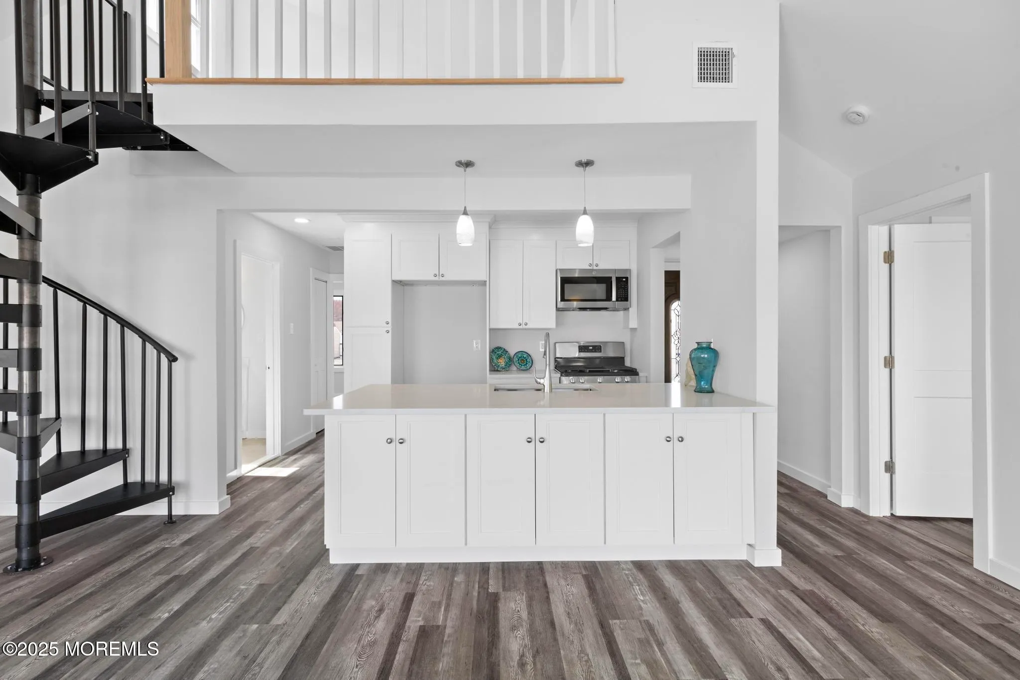 Beach Haven West, New Jersey 08050, United States, 4 Bedrooms Bedrooms, ,2 BathroomsBathrooms,Residential,Active,99293