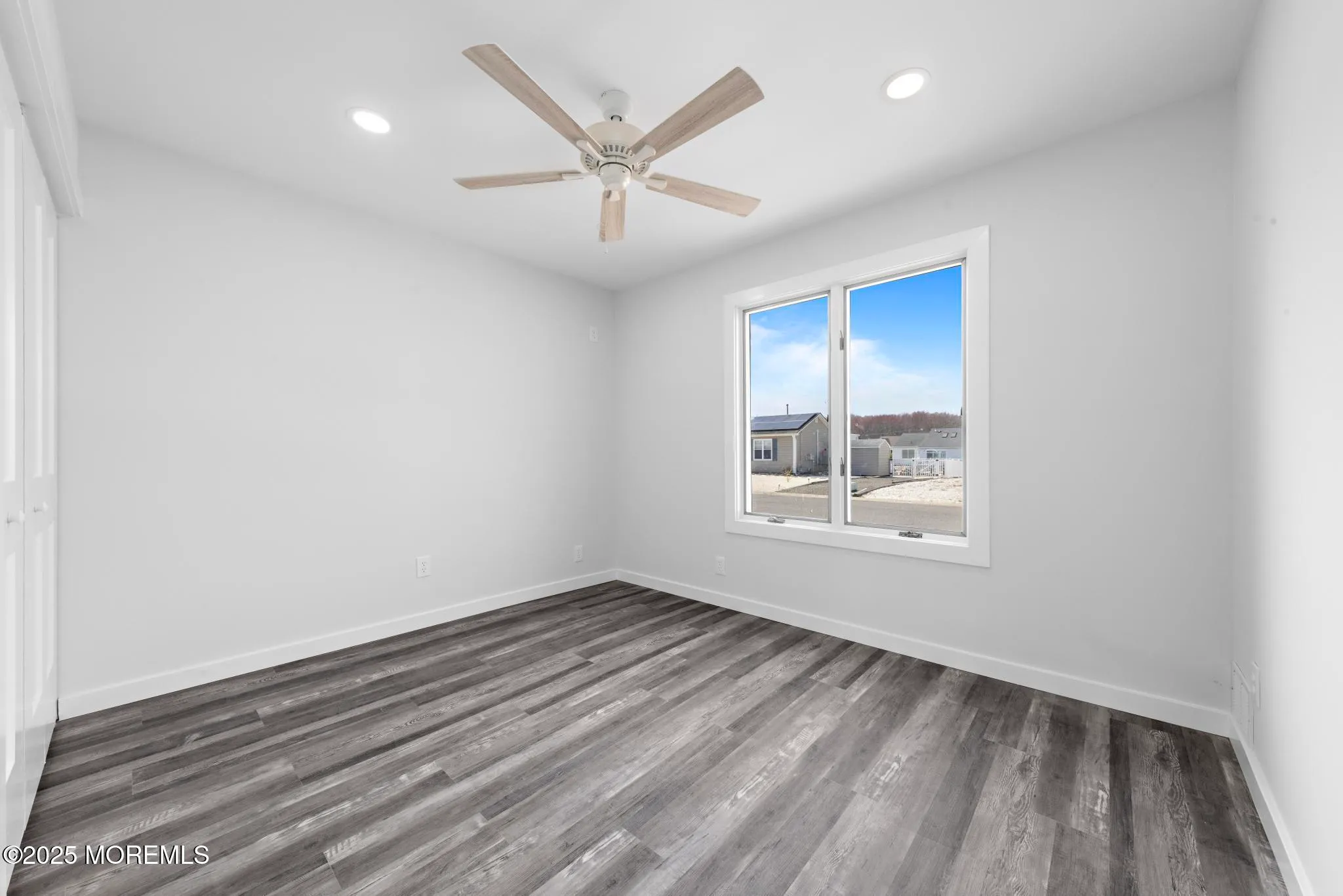 Beach Haven West, New Jersey 08050, United States, 4 Bedrooms Bedrooms, ,2 BathroomsBathrooms,Residential,Active,99293