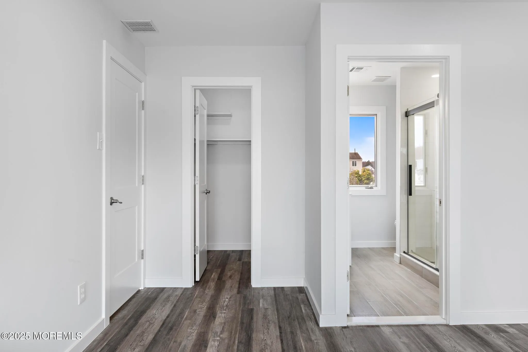 Beach Haven West, New Jersey 08050, United States, 4 Bedrooms Bedrooms, ,2 BathroomsBathrooms,Residential,Active,99293