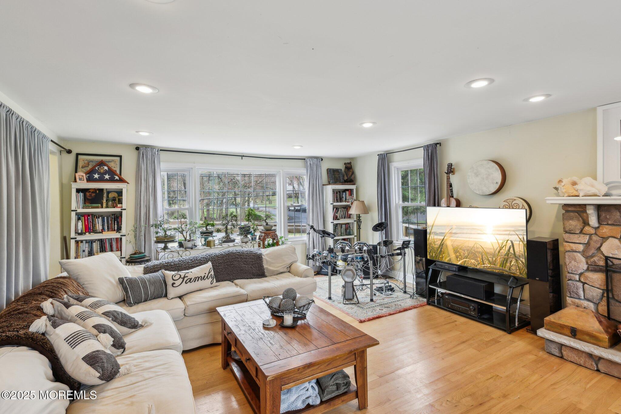 1592 W Front Street, Lincroft, New Jersey image 9