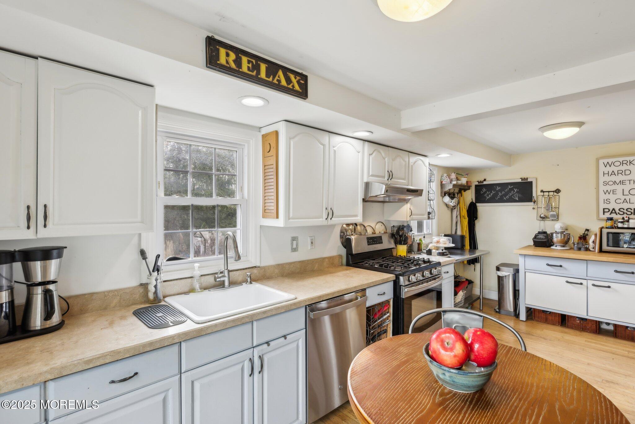 1592 W Front Street, Lincroft, New Jersey image 12
