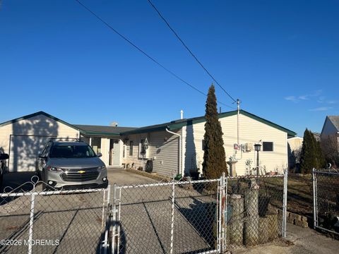 Photo of 149 E Susquehanna Drive, Little Egg Harbor, NJ 08087 (MLS # 22601756)