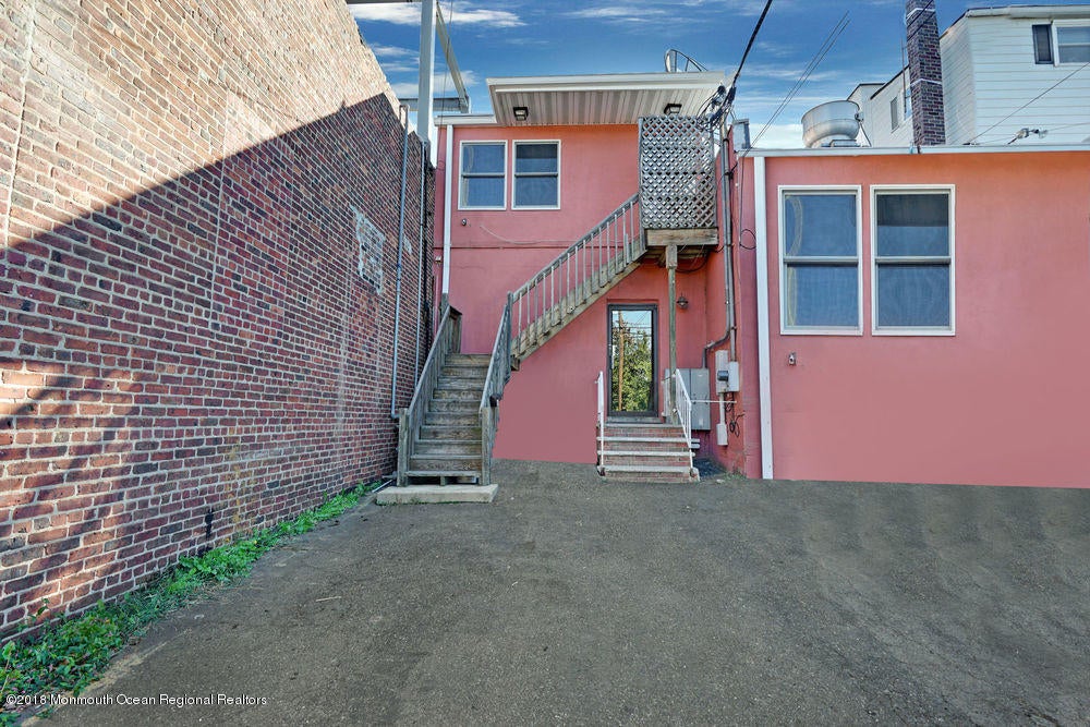 69 1st Avenue