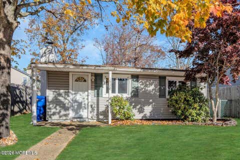 Homes For Rent - 1935 New Street<br/> Toms River, NJ 08753