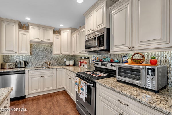 58 LARGO SAN NICOLA UNIT D, FREEHOLD, NJ 07728 - Image 9f66ca550ada7b5cba331dbb8eea0a5a/4129461566