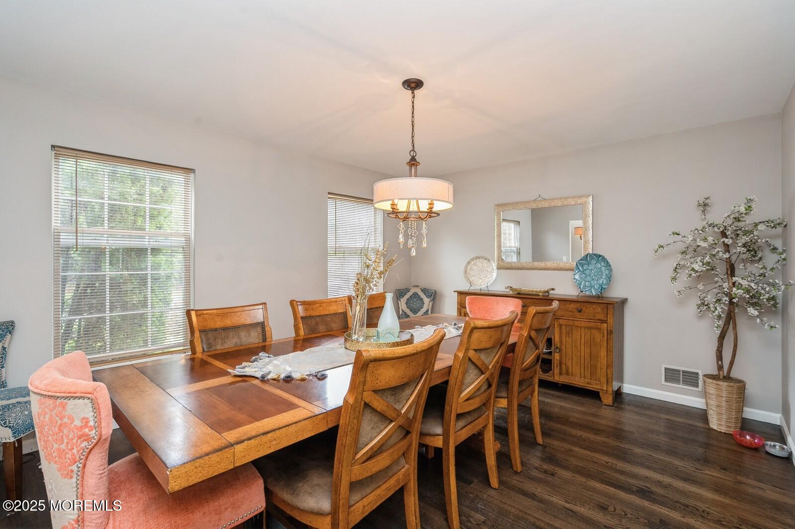 486 Meadowood Road
