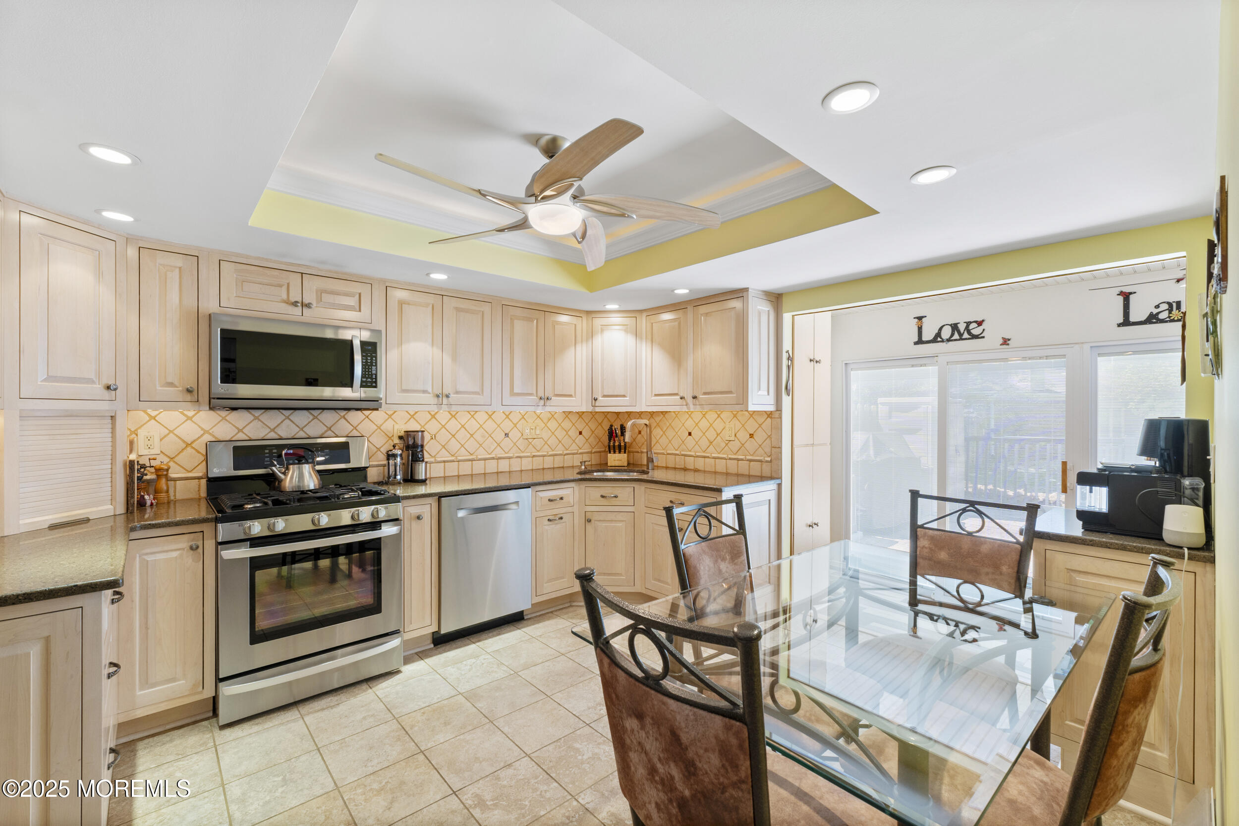 175 Bristol Court, Old Bridge, New Jersey image 9