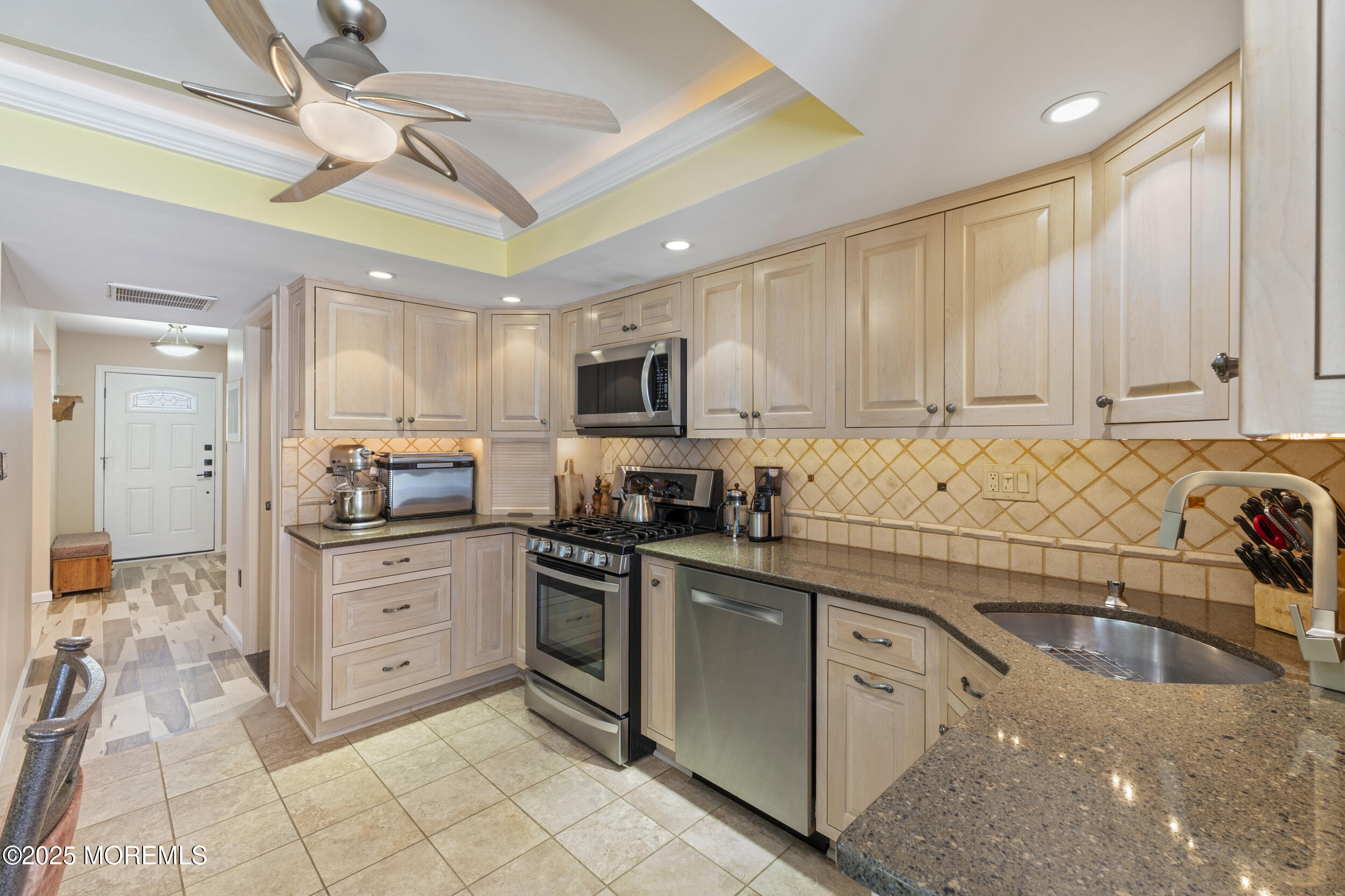 175 Bristol Court, Old Bridge, New Jersey image 21
