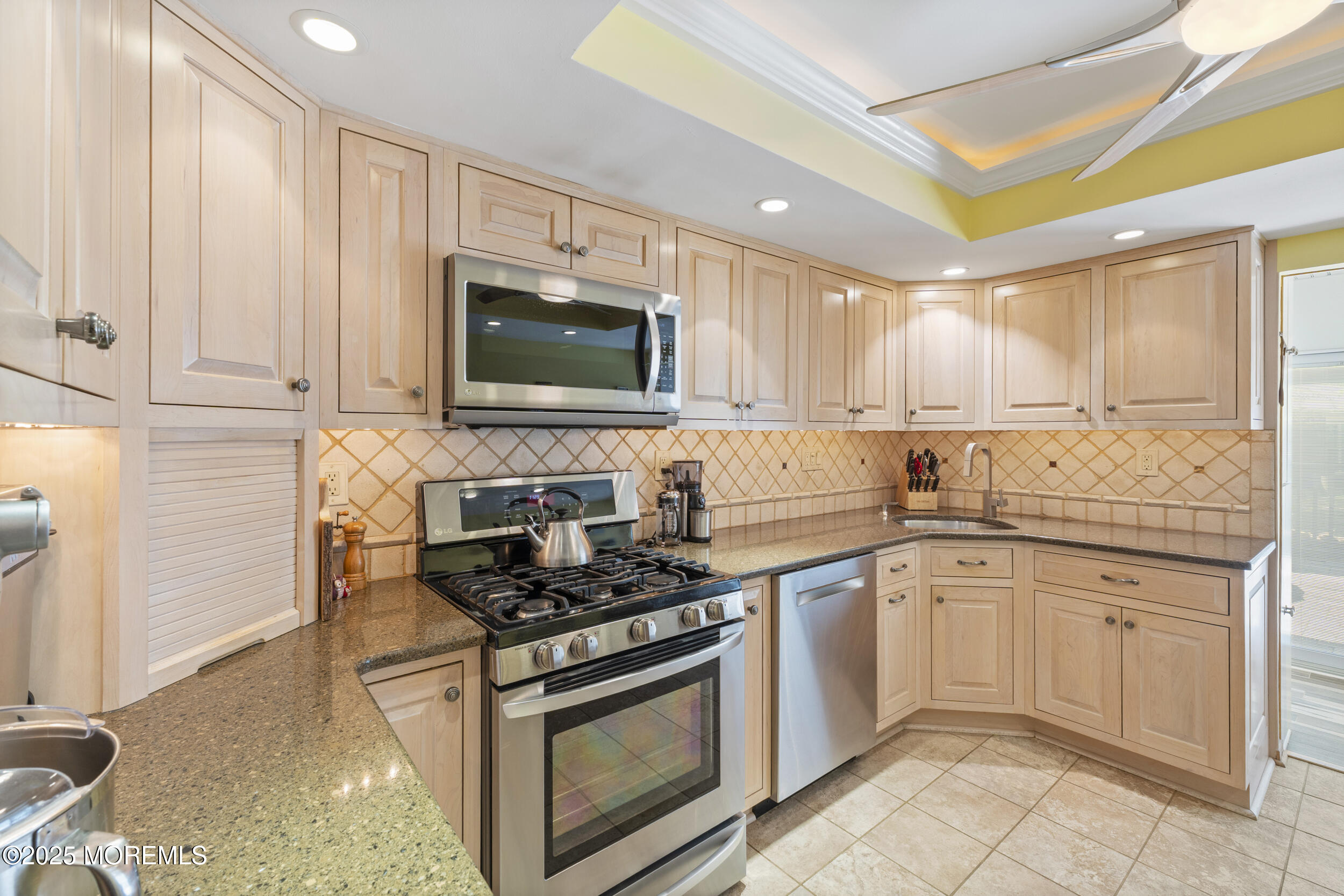 175 Bristol Court, Old Bridge, New Jersey image 12