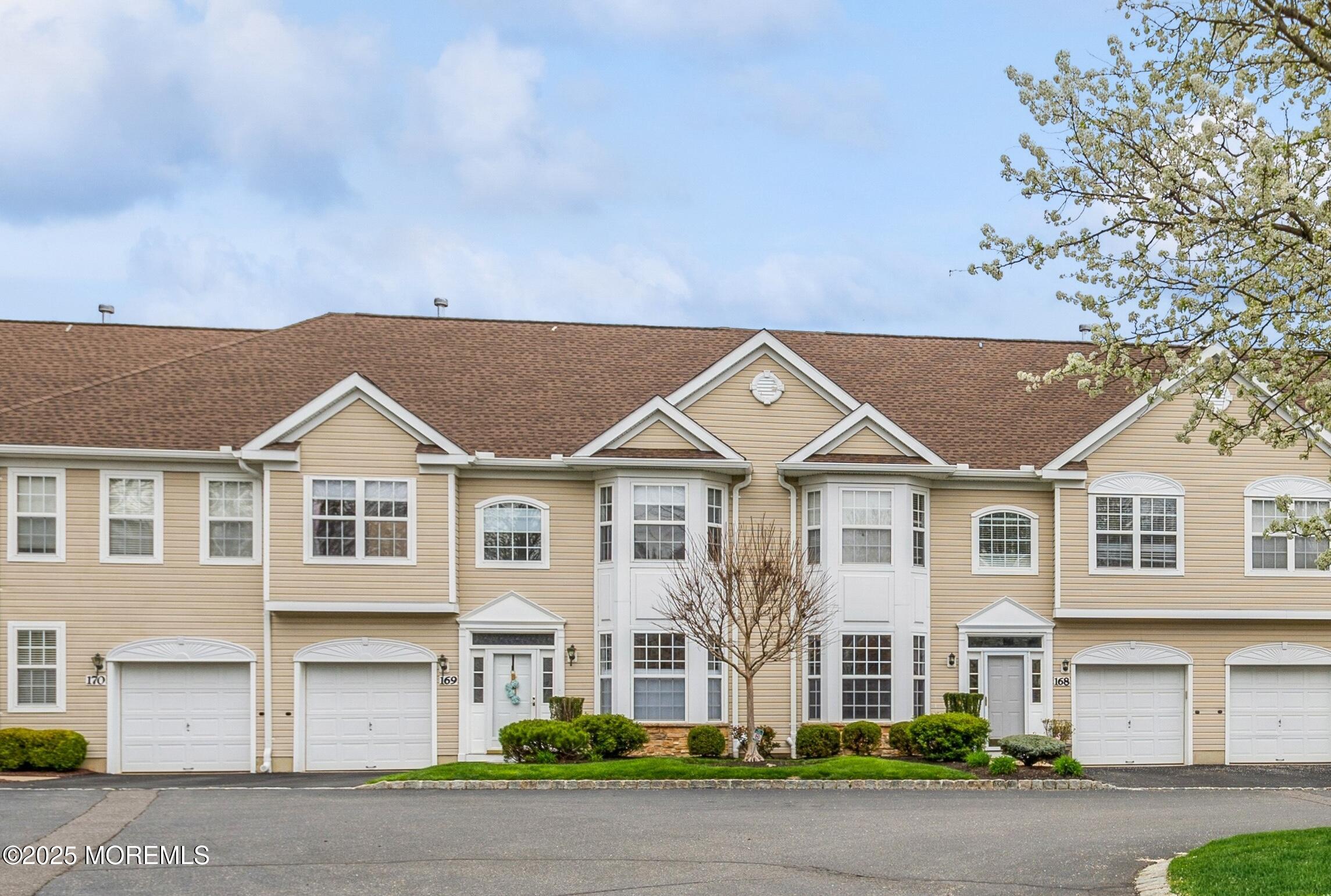 169 Shinnecock Drive, Manalapan, New Jersey image 1