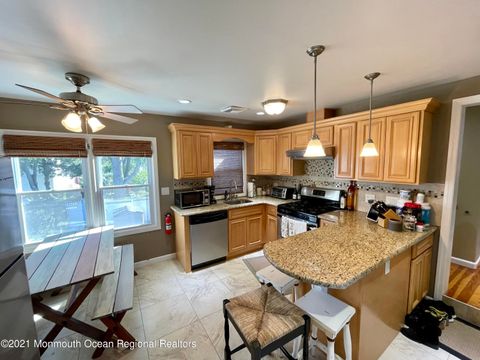 425 Sylvania Avenue Garage Apartment Avon-by-the-sea NJ 07717