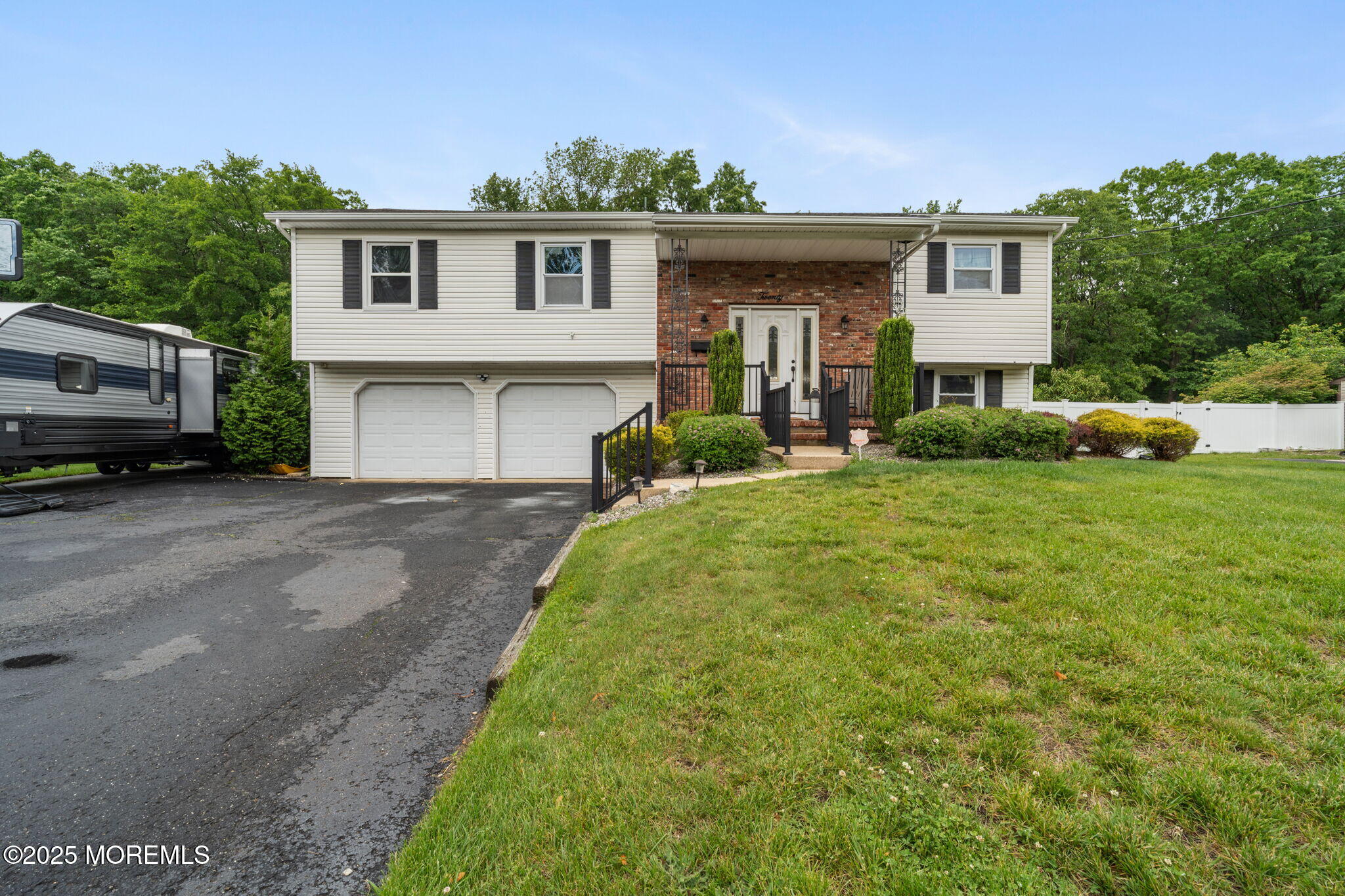 20 Sugarbush Road, Howell, New Jersey image 4