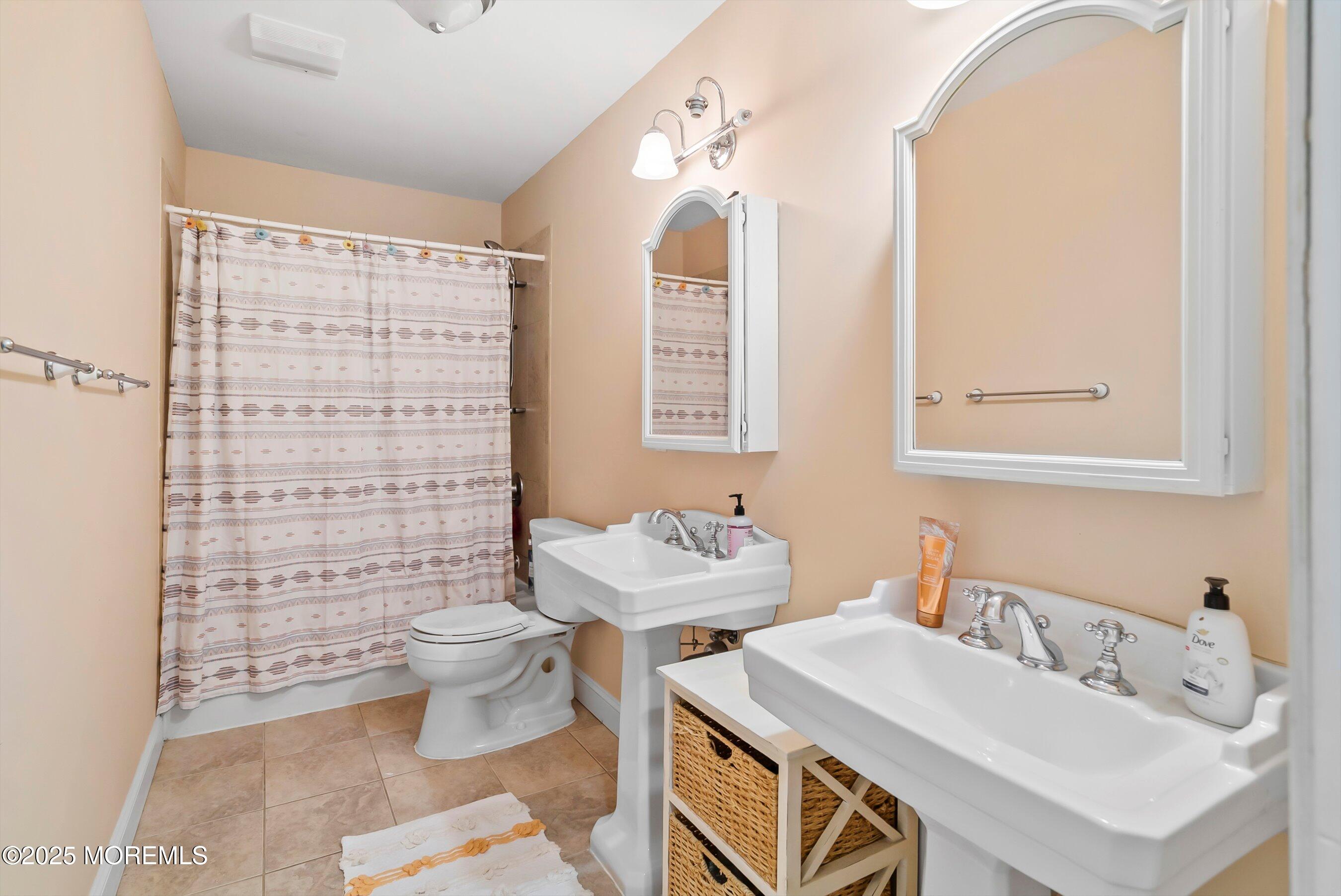 39 Primrose Lane, Colts Neck, New Jersey image 32