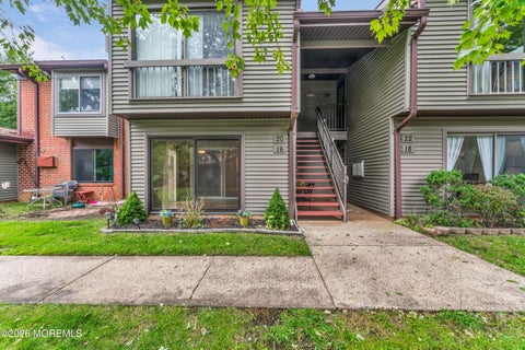 Condo For Sale - 16 Medford Court<br/> Red Bank, NJ 07701