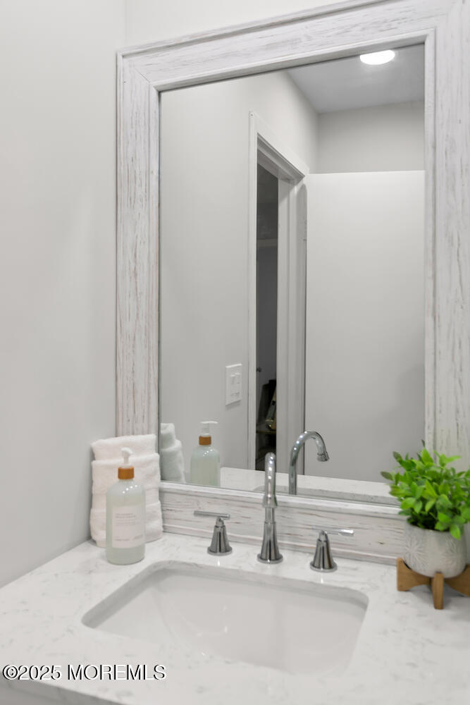 148 Lexington Court, Red Bank, New Jersey image 19
