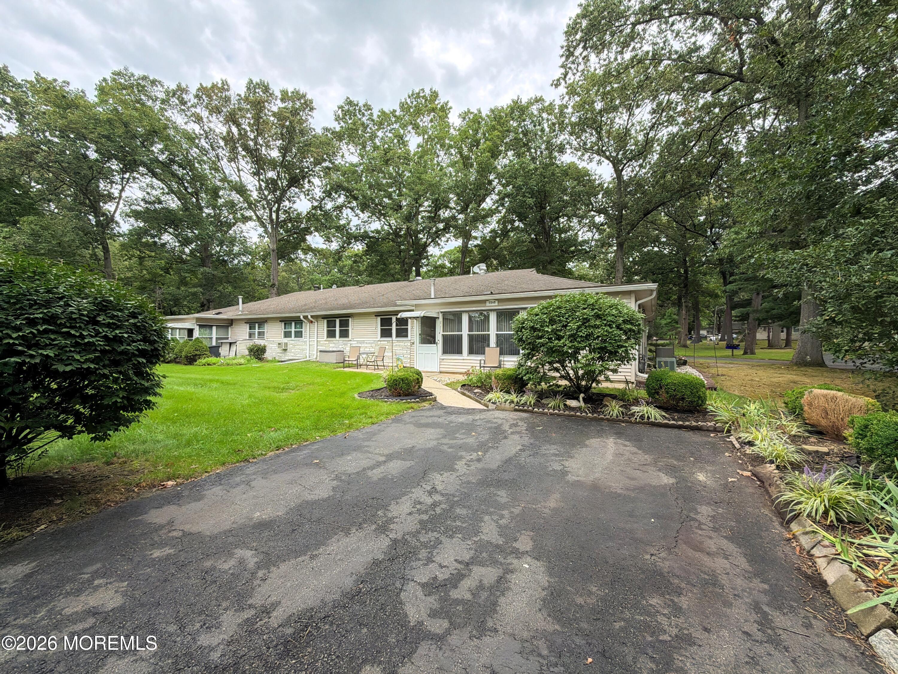 11 Connie Lane D