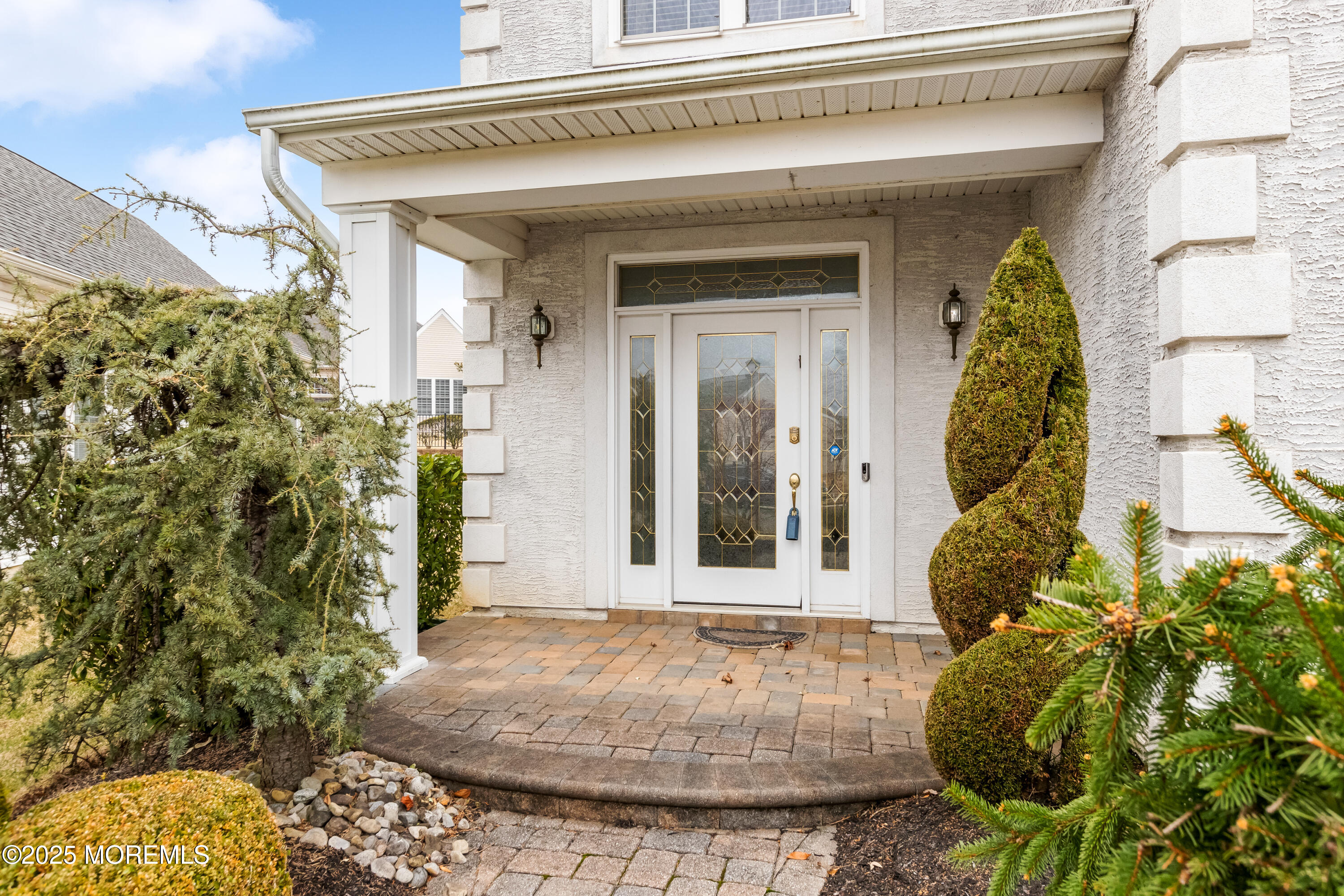 27 Crooked Stick Place, Monroe Township, New Jersey image 2