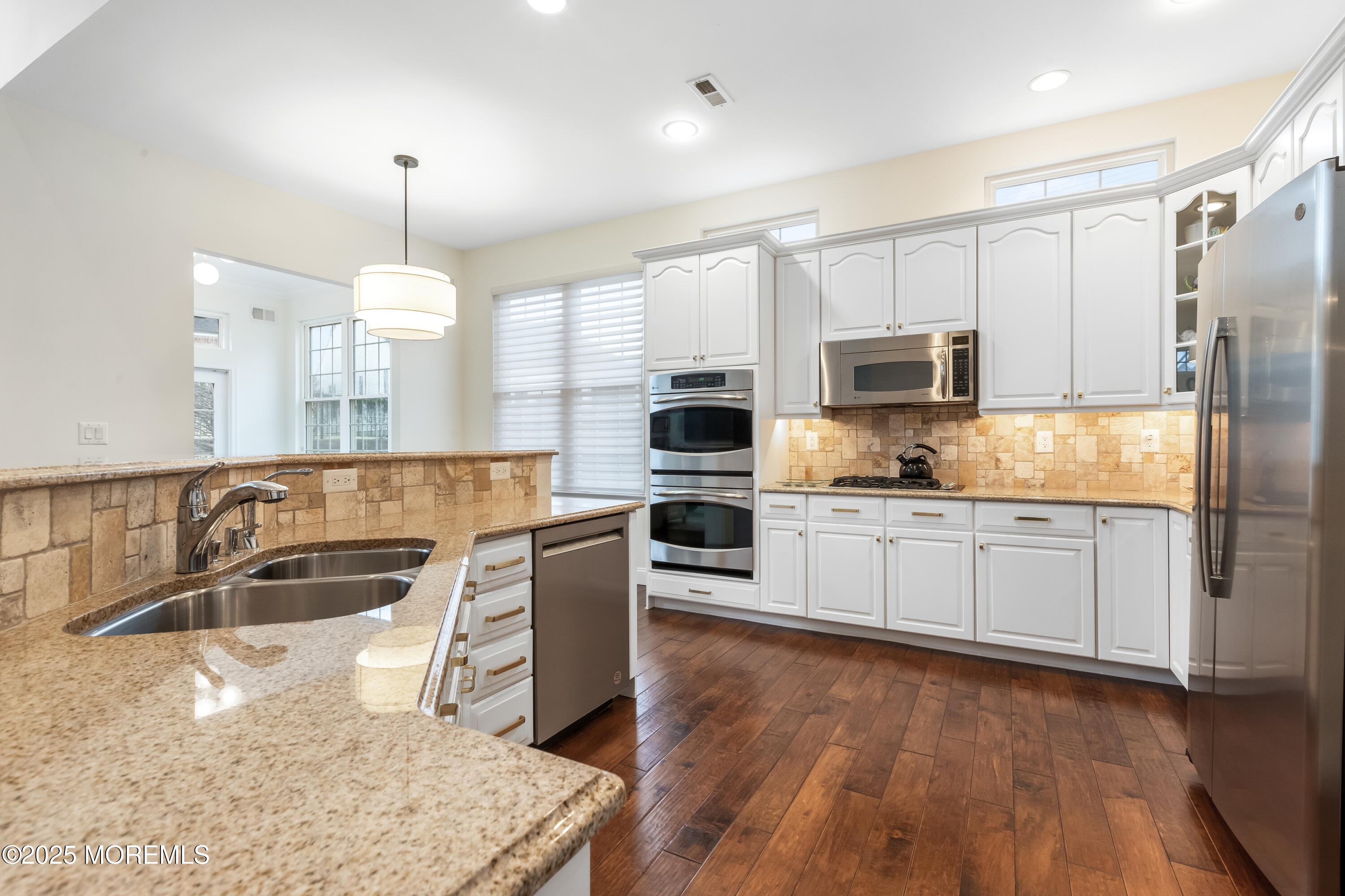 27 Crooked Stick Place, Monroe Township, New Jersey image 4