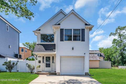 Homes For Sale - 420 Morningside Avenue<br/> Union Beach, NJ 07735