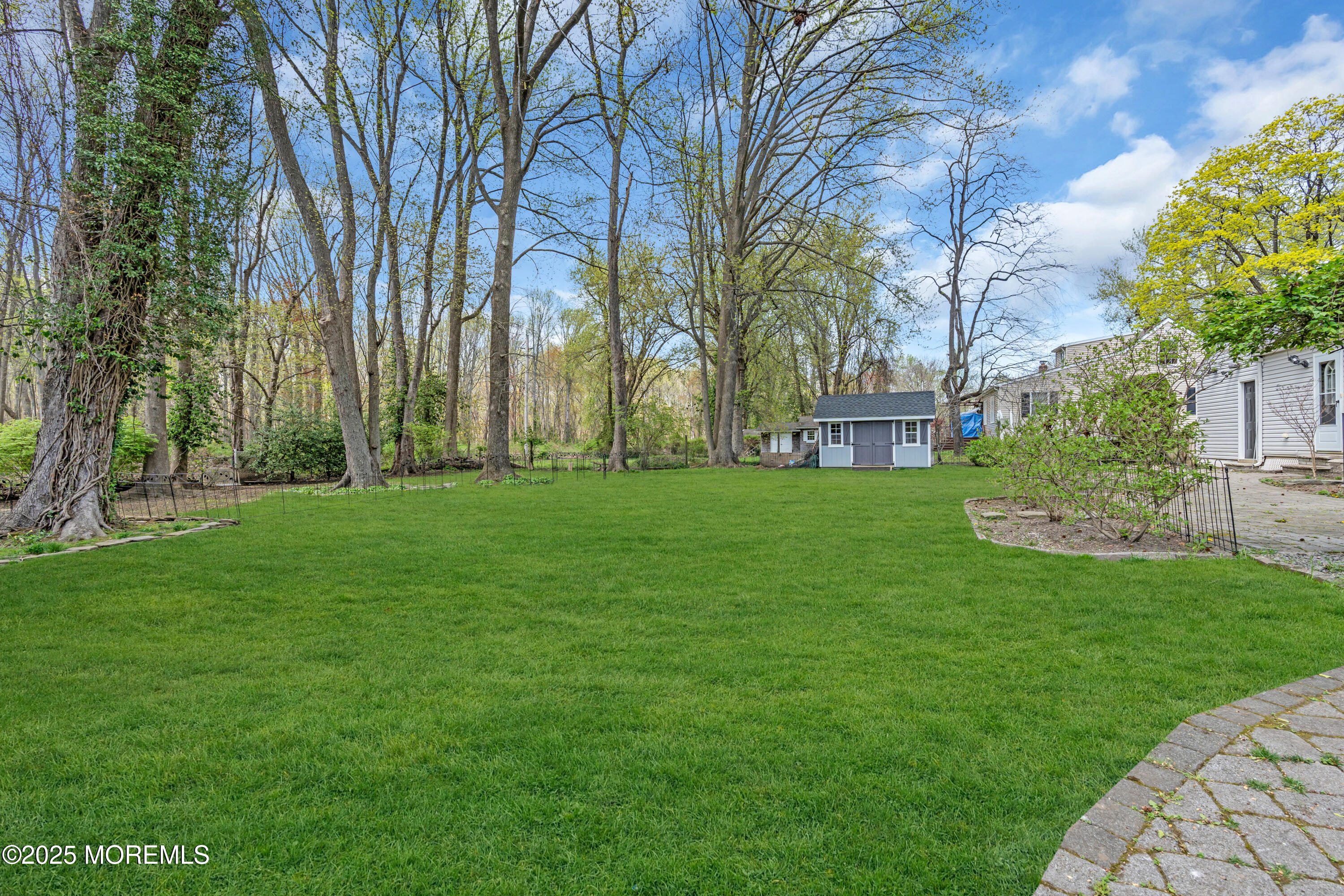 606 East Road, Middletown, New Jersey image 17
