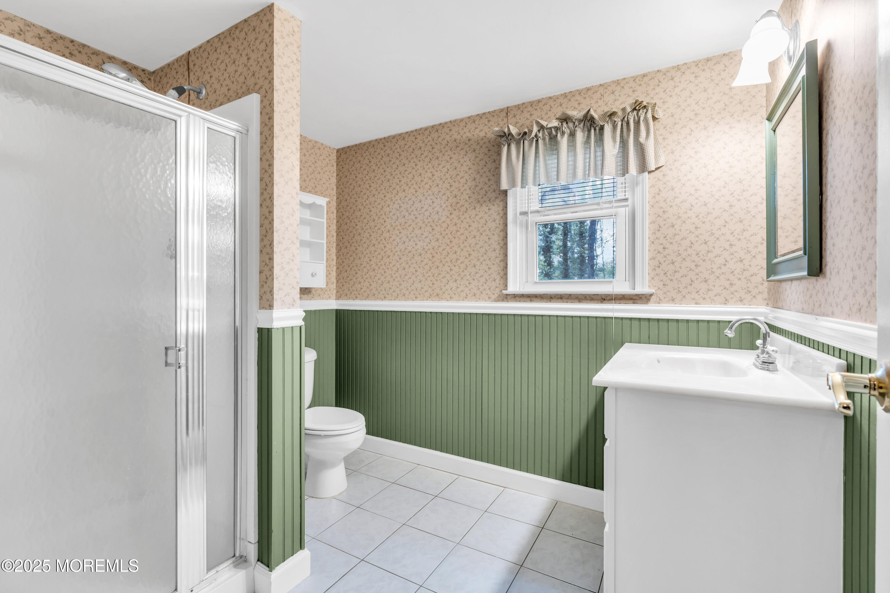 606 East Road, Middletown, New Jersey image 24