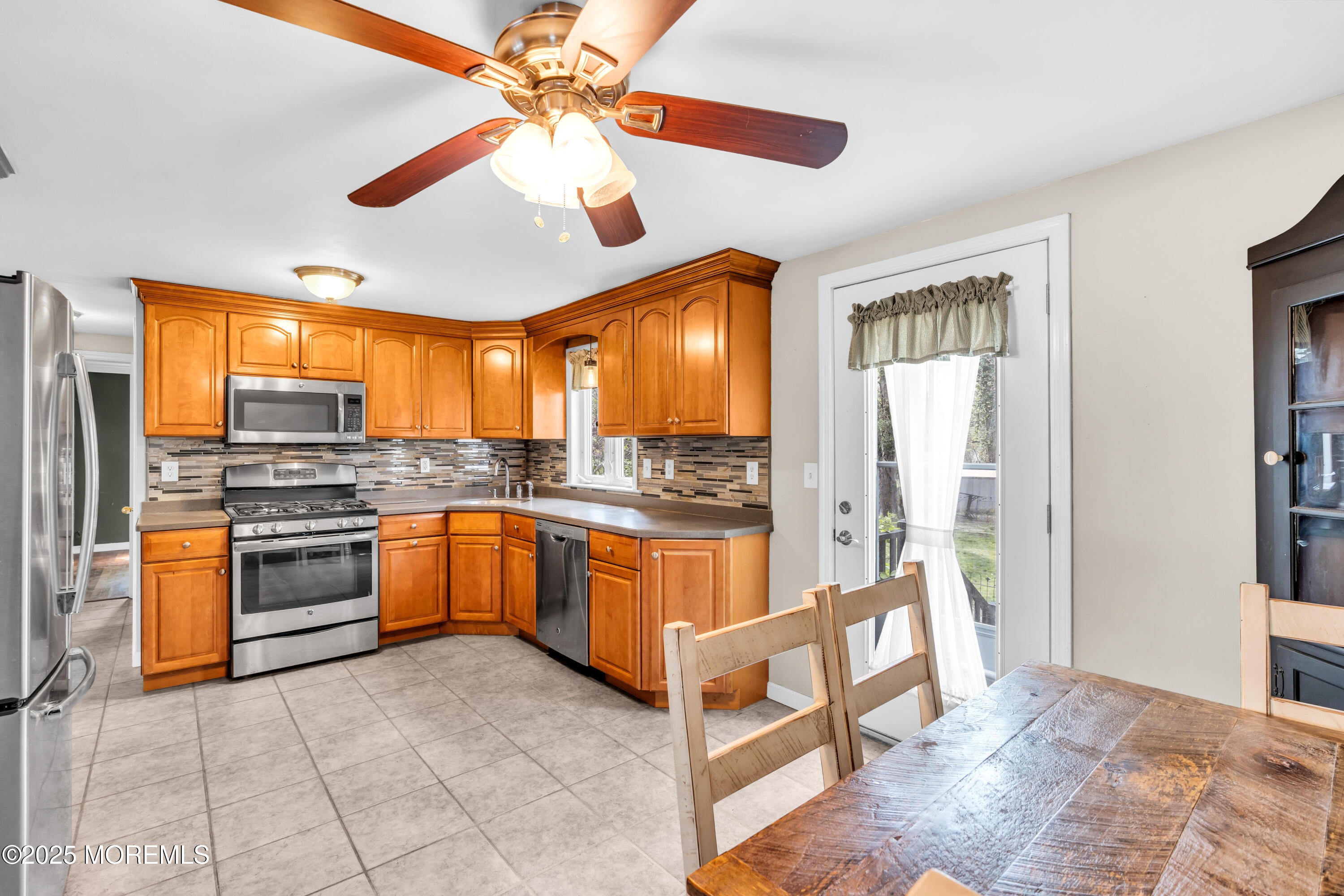 606 East Road, Middletown, New Jersey image 7