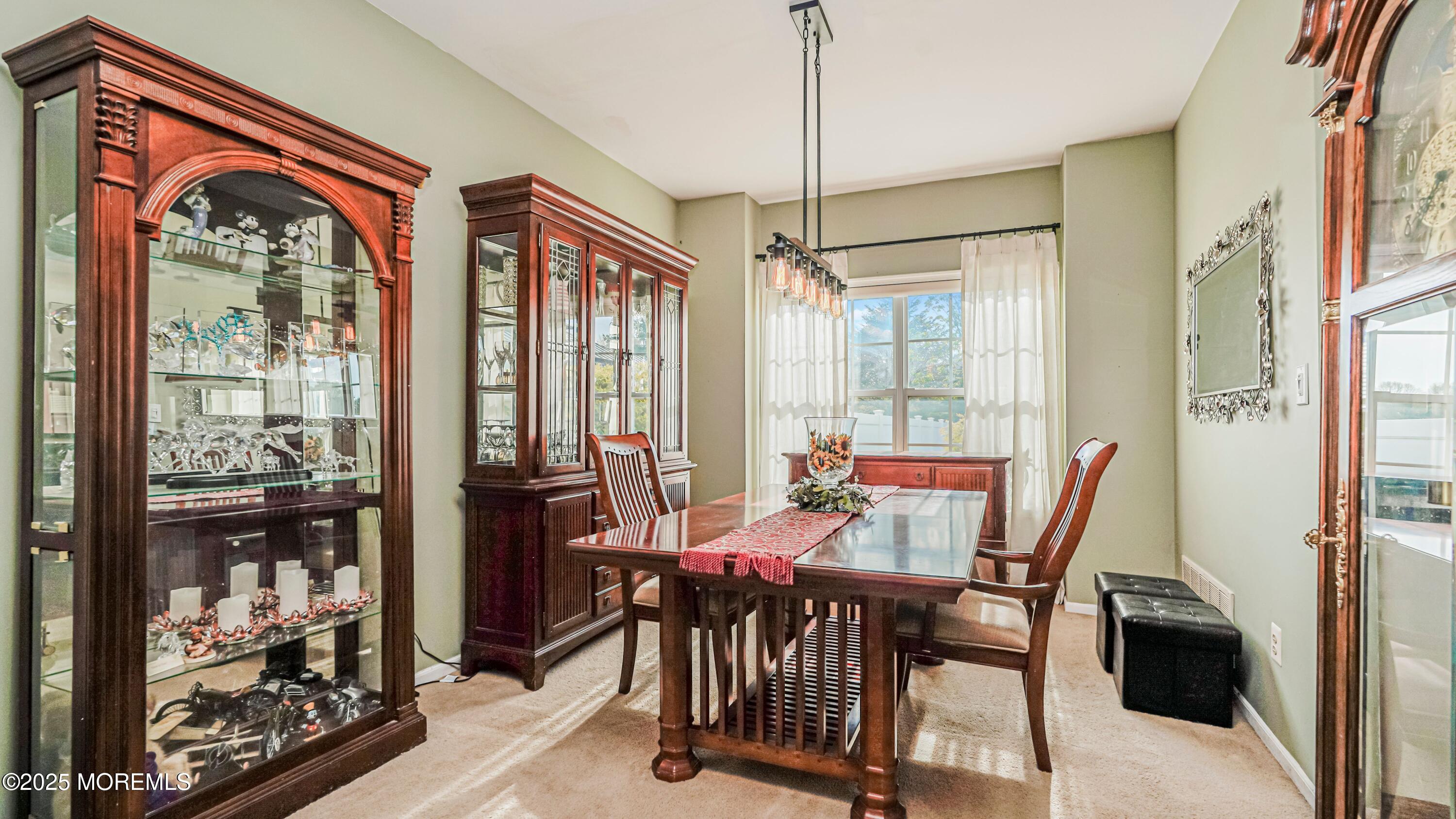 19 Winding Creek Drive, Millstone, New Jersey image 7