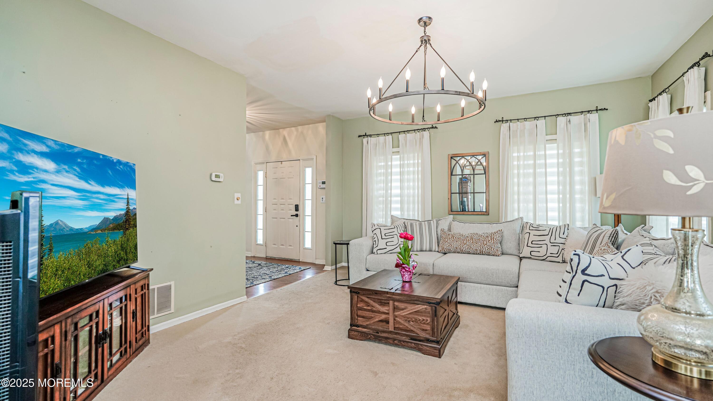 19 Winding Creek Drive, Millstone, New Jersey image 6