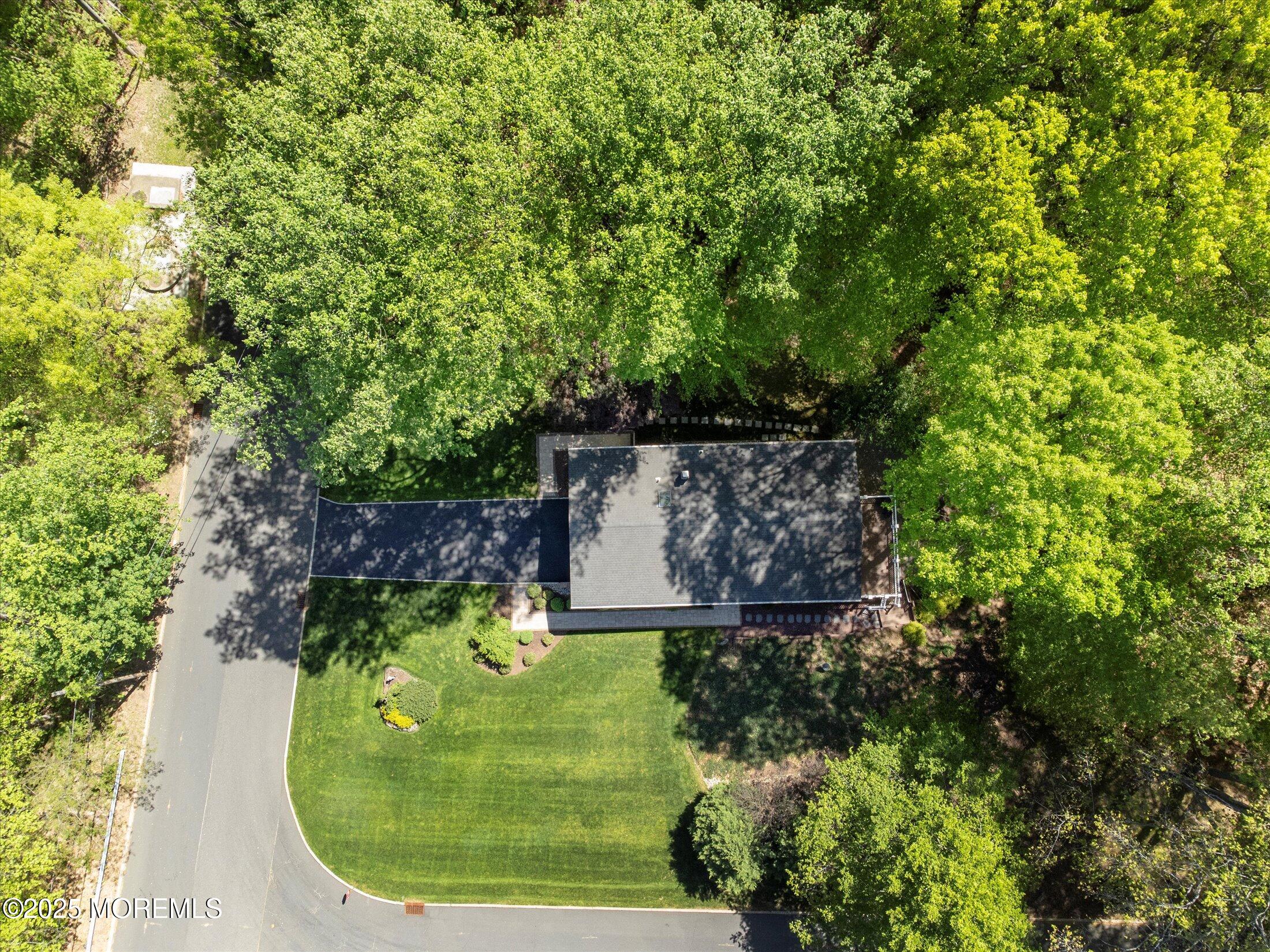 23 Mount Drive