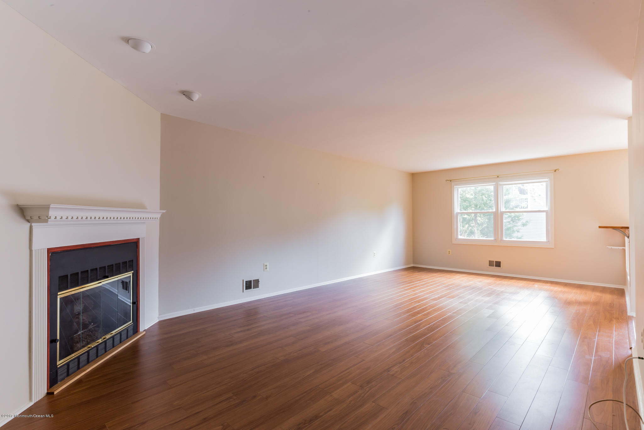 39 Essex Drive