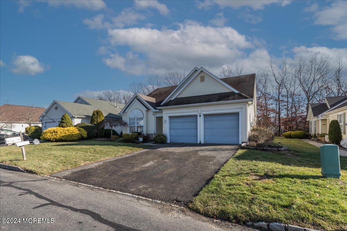 11 Morning Glory Lane, Lakewood, New Jersey image 9