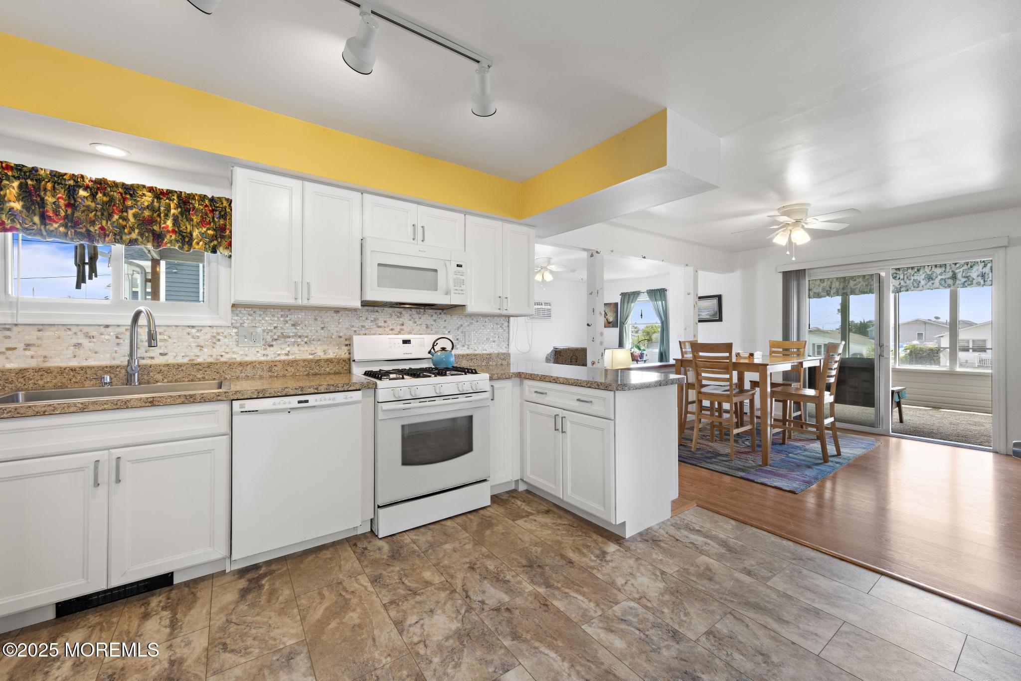 13 Cranbury Lake Drive, Little Egg Harbor, New Jersey image 10