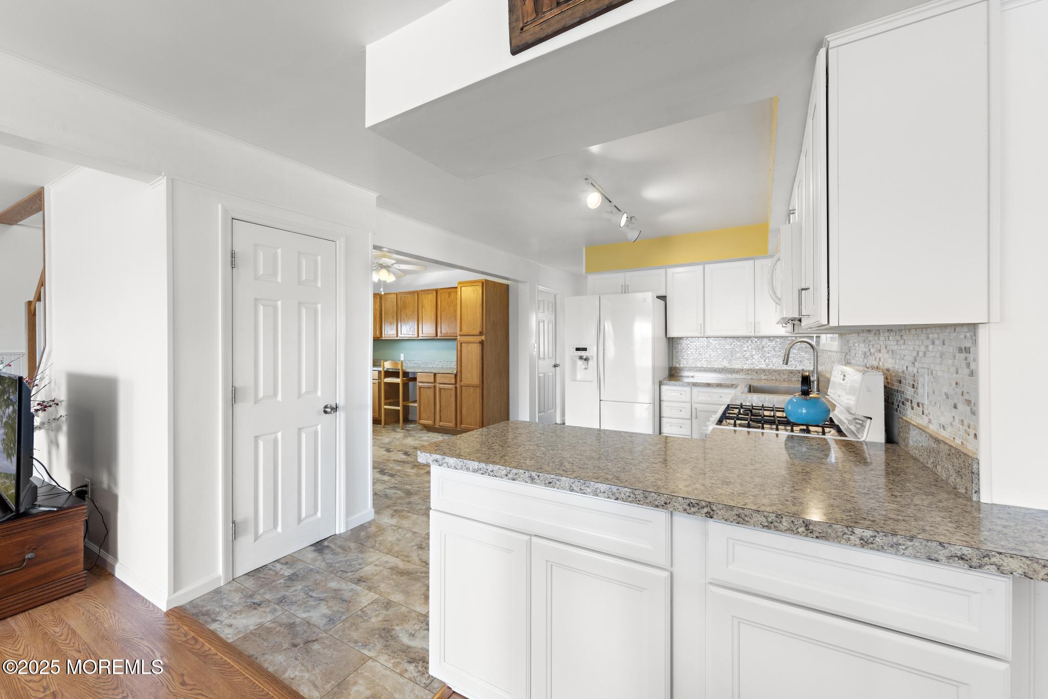 13 Cranbury Lake Drive, Little Egg Harbor, New Jersey image 6
