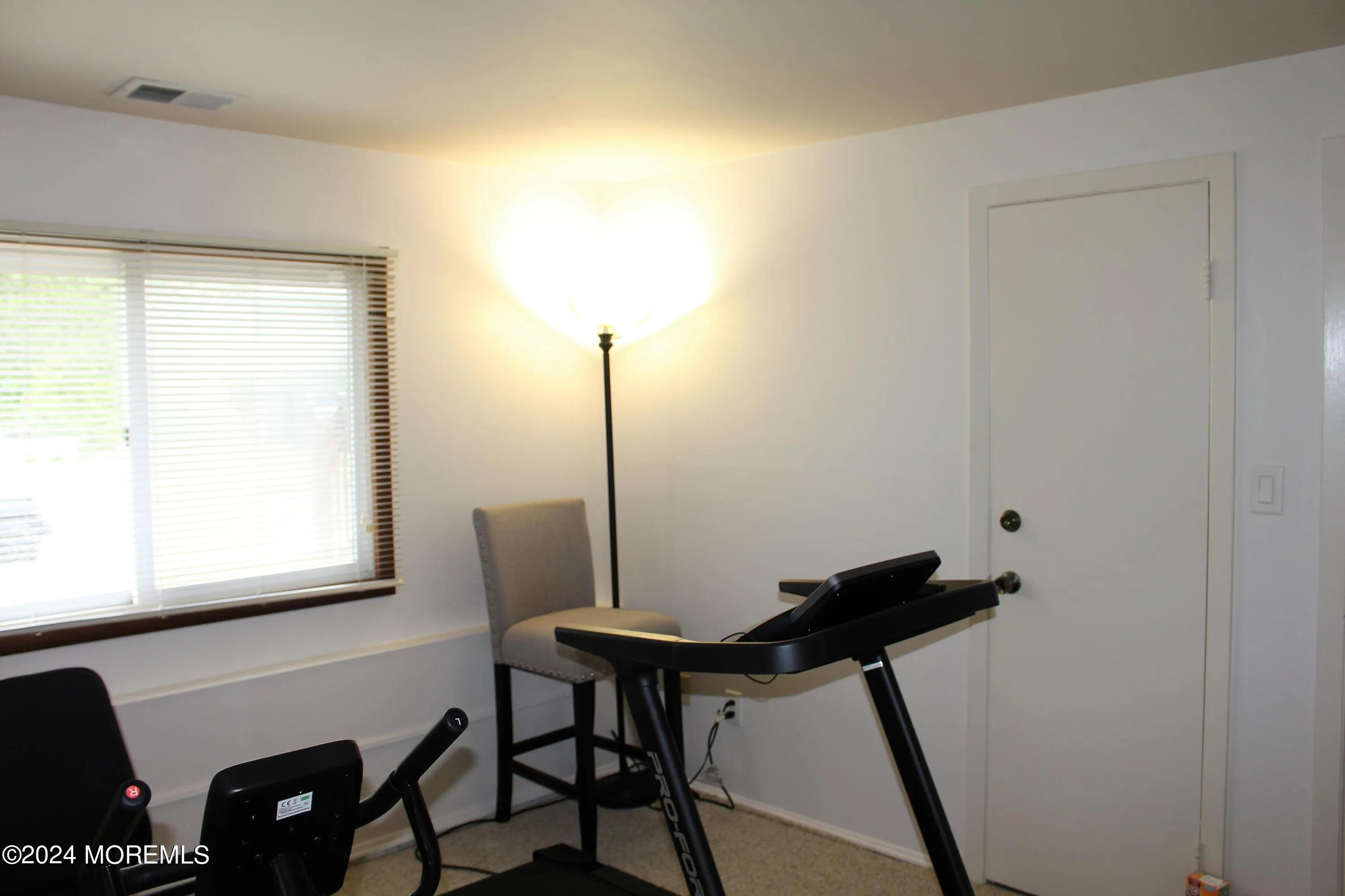 Allentown, New Jersey 08501, United States, 4 Bedrooms Bedrooms, ,2 BathroomsBathrooms,Residential,Active,152293