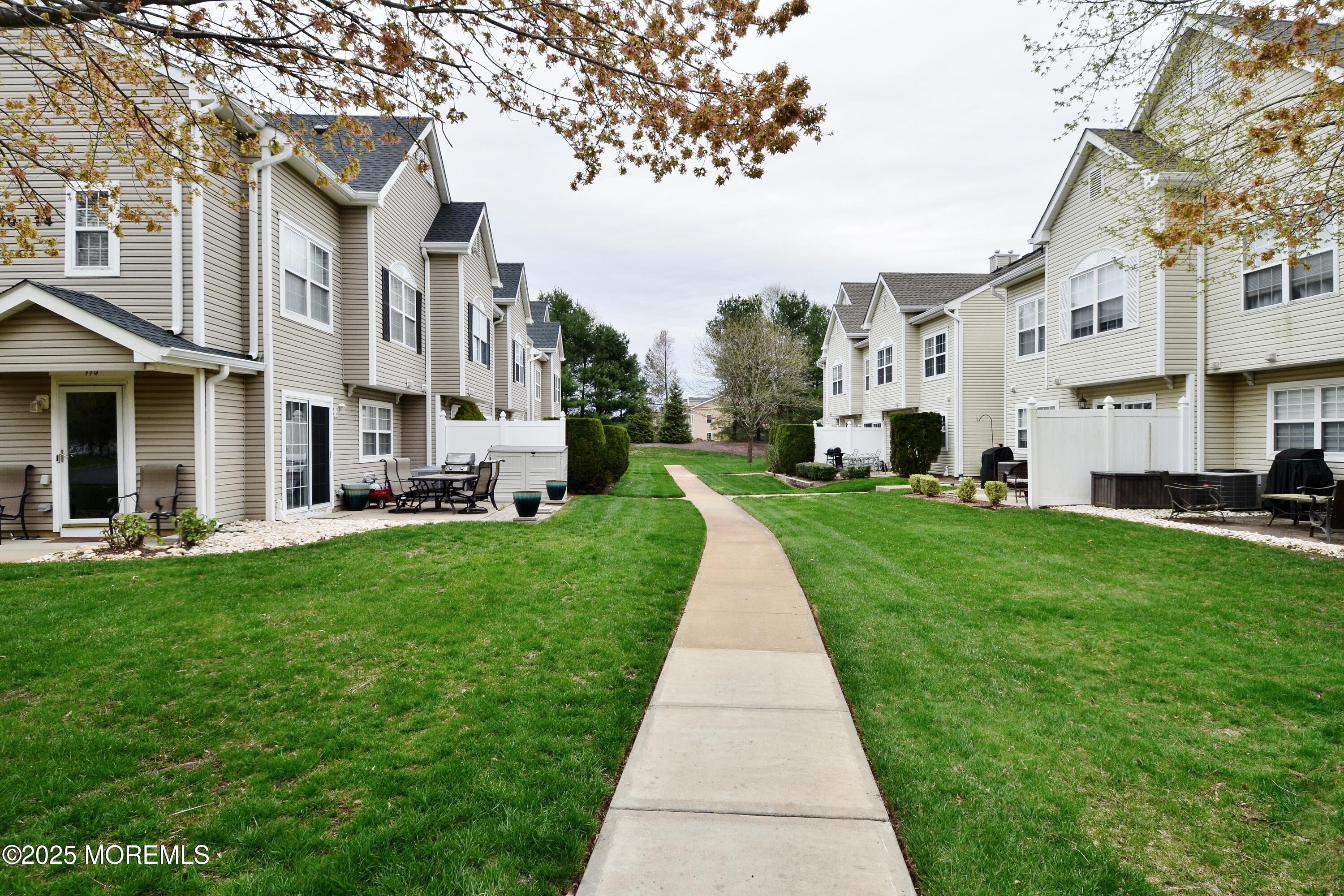 111 Watson Court, Howell, New Jersey image 22