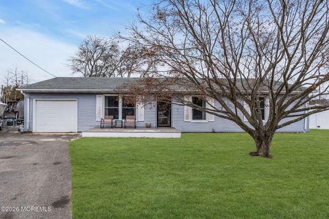 Photo of 405 Decker Court, Lanoka Harbor, NJ 08734 (MLS # 22600196)