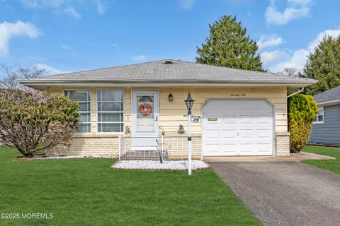 MLS: 22509603