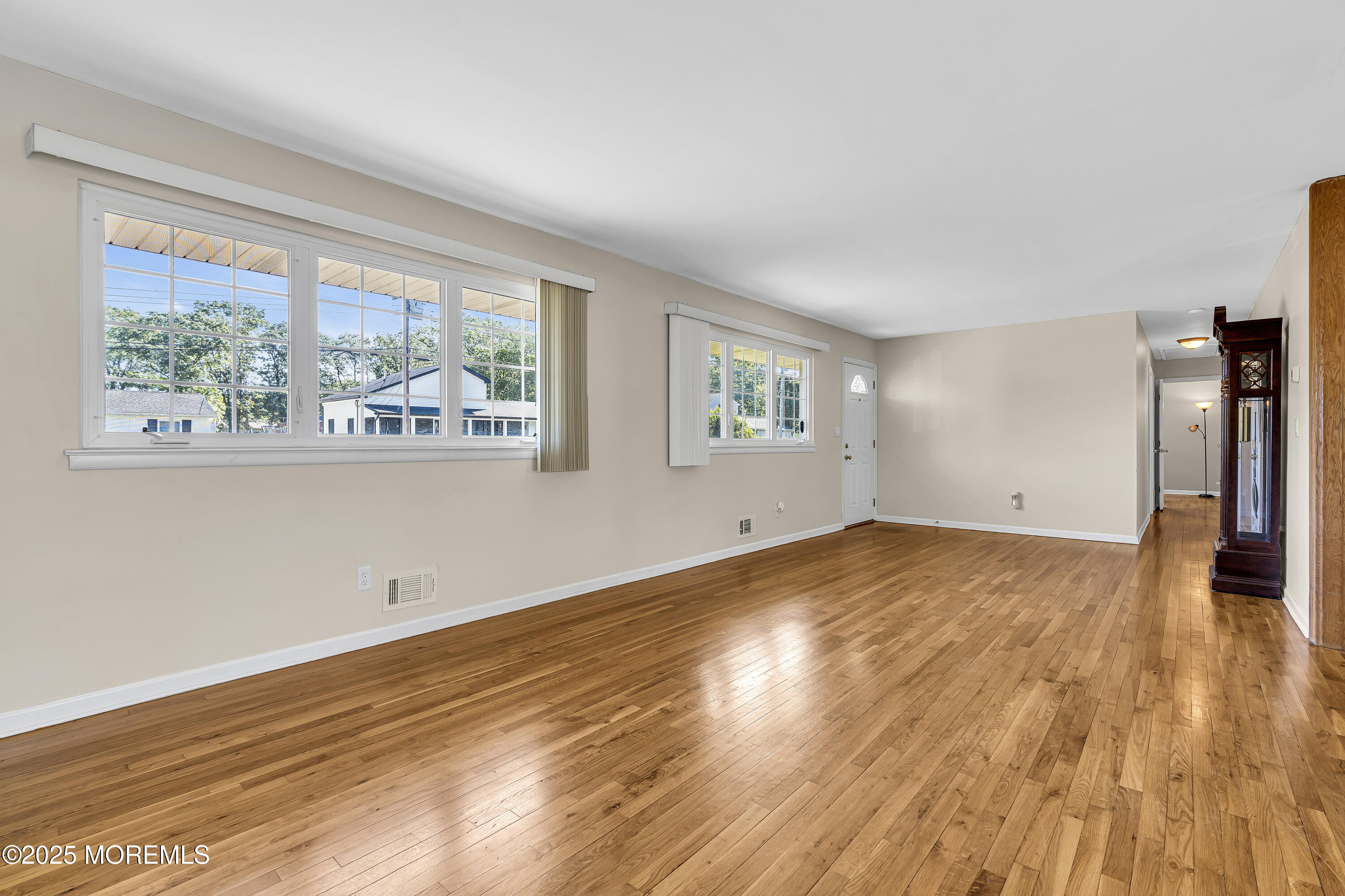 28 Roberta Drive, Howell, New Jersey image 7