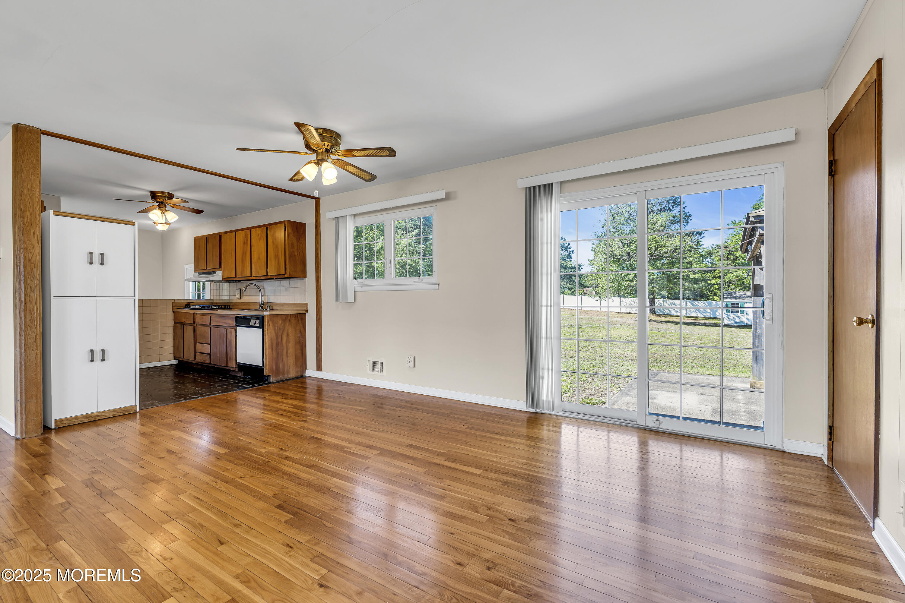28 Roberta Drive, Howell, New Jersey image 10