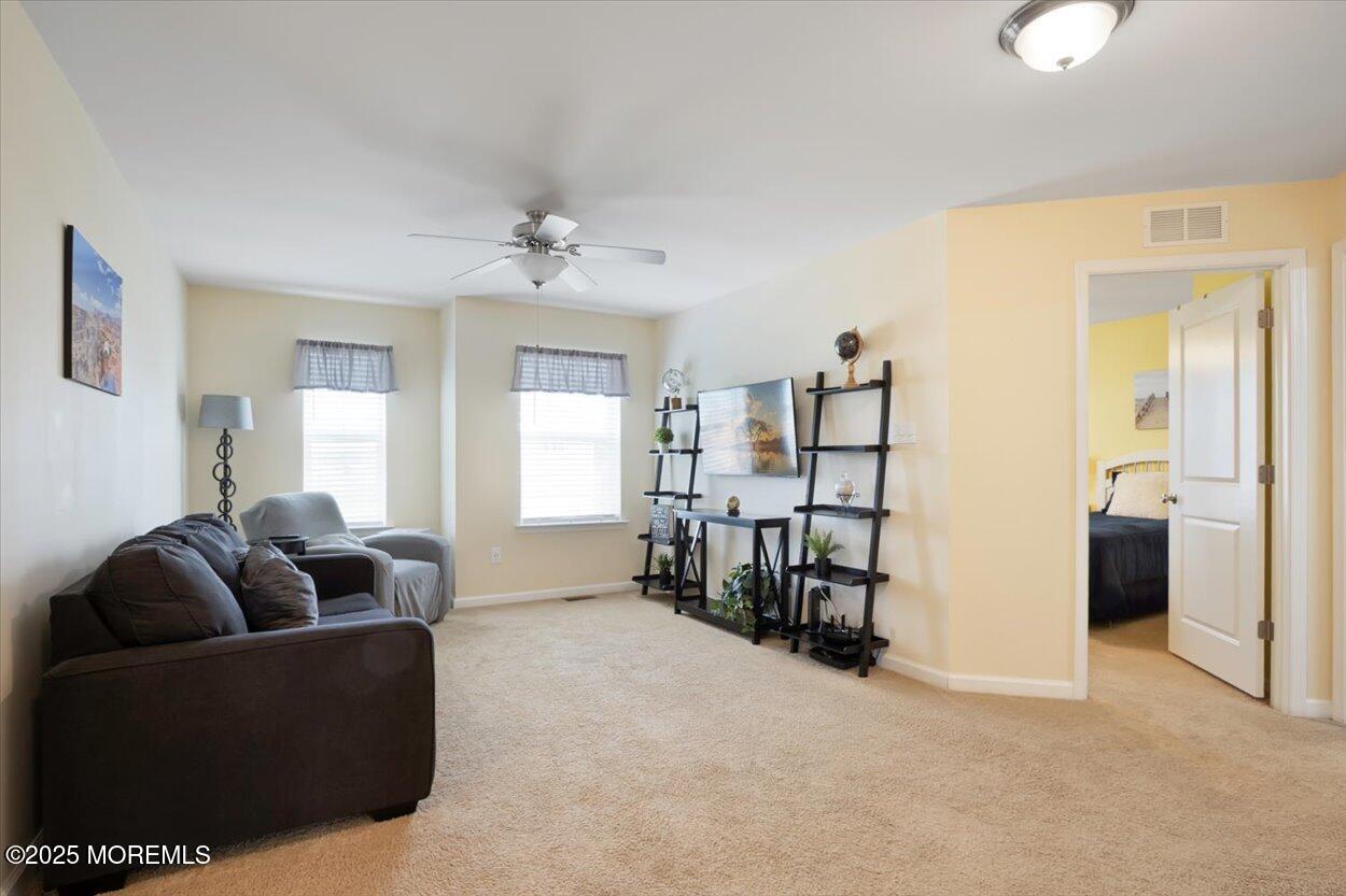 33 Savannah Drive, Barnegat, New Jersey image 15
