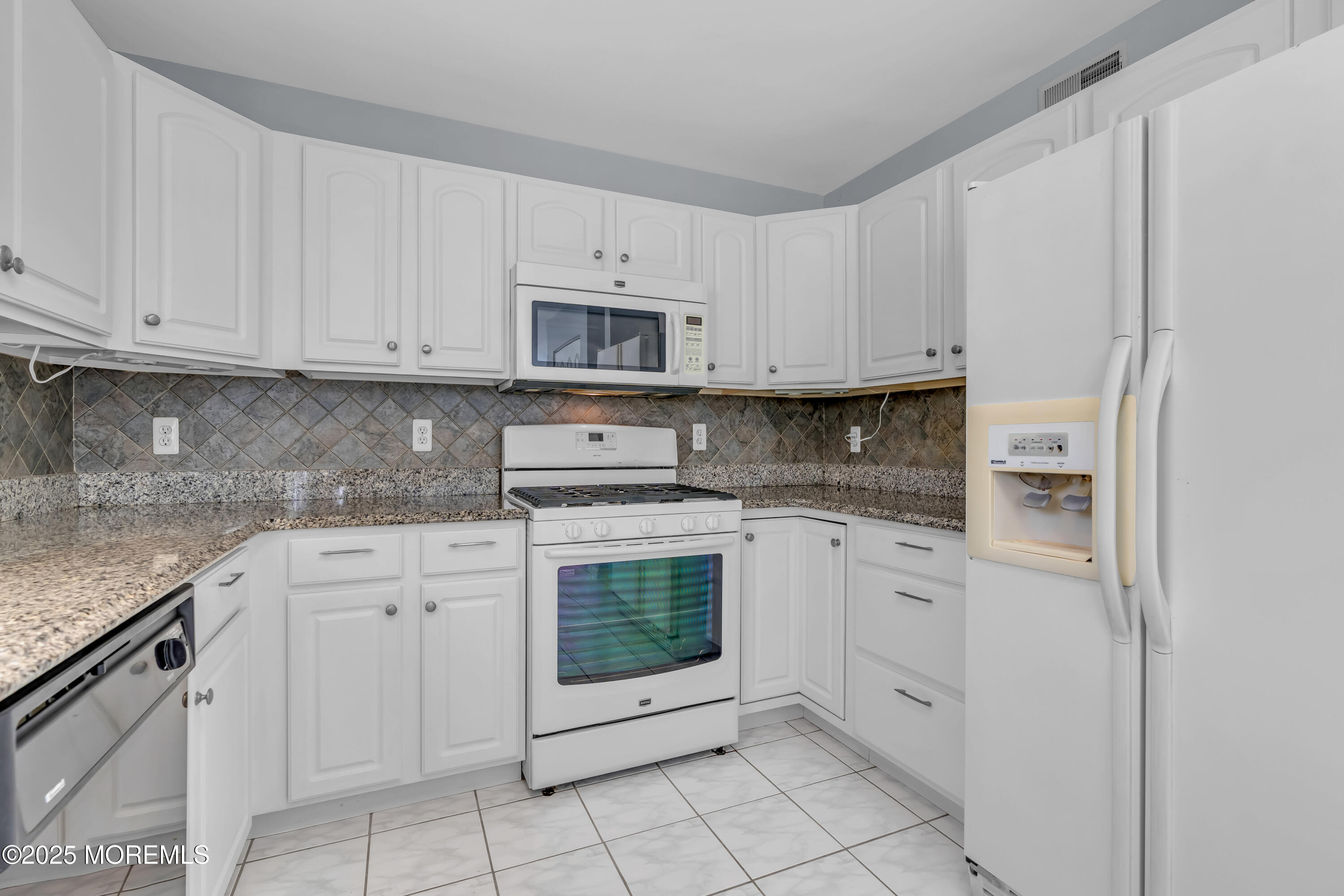 12 Jon Drive, Barnegat, New Jersey image 16
