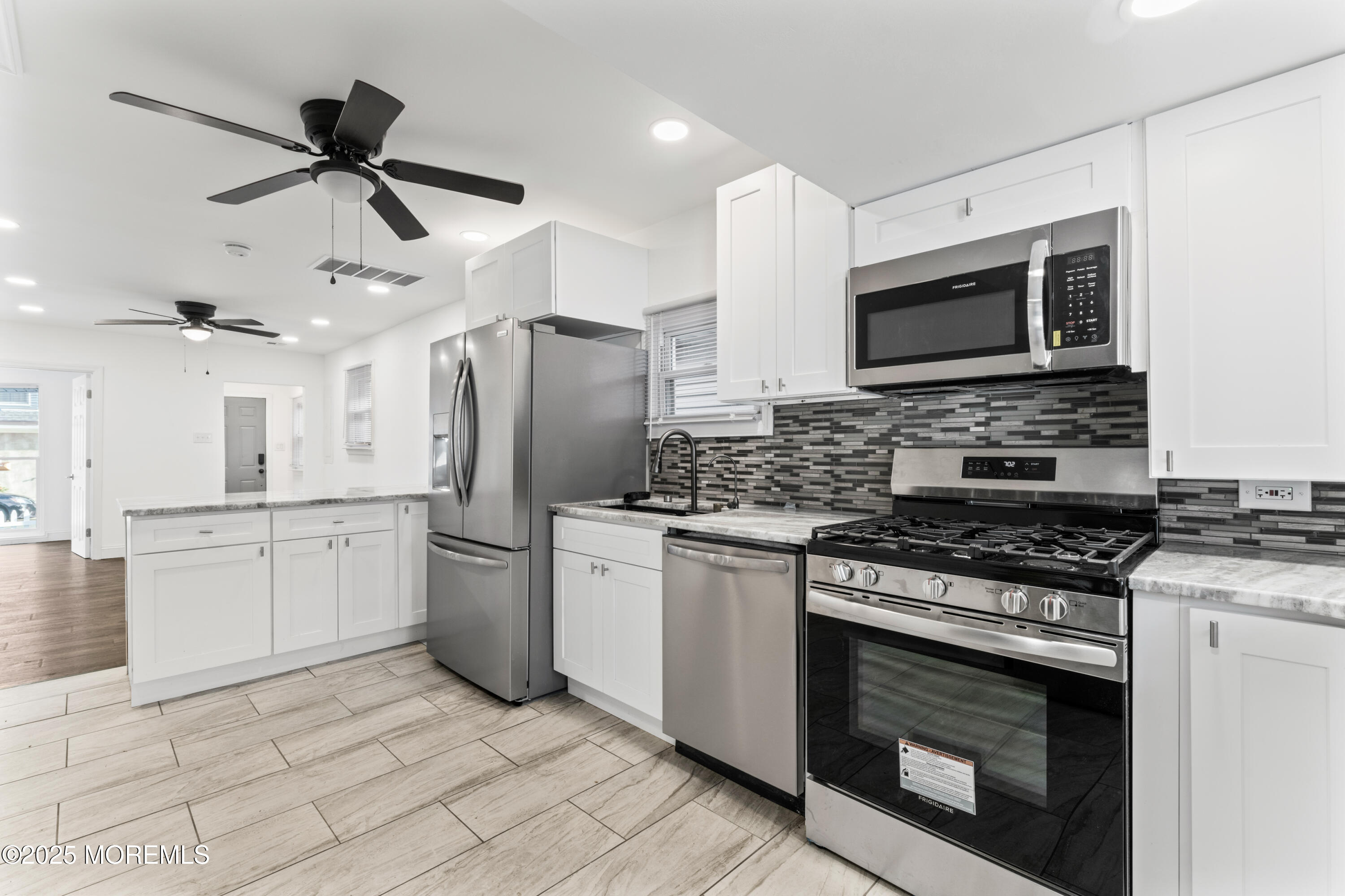 21 Pineview Avenue, Keansburg, New Jersey image 7