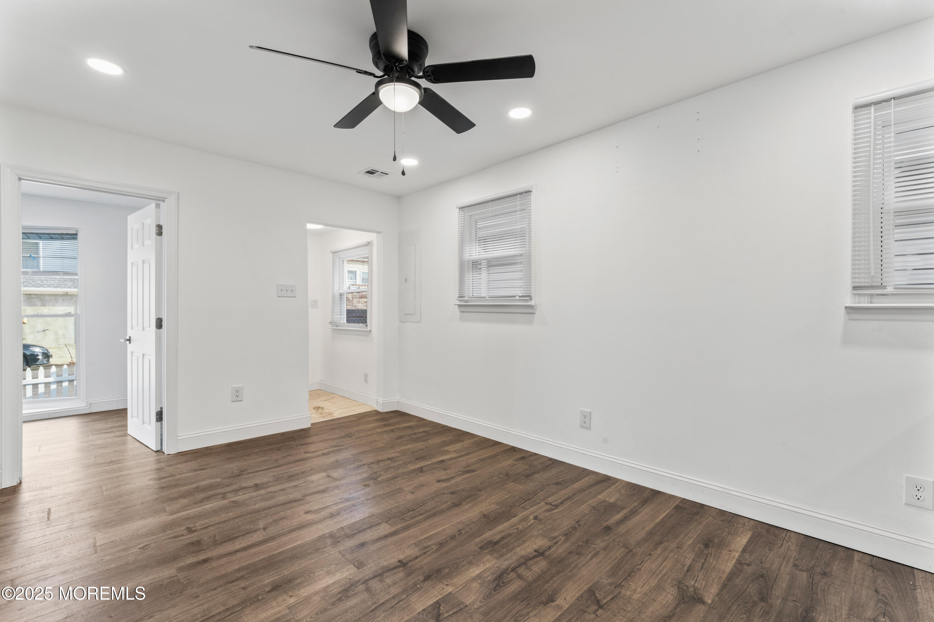 21 Pineview Avenue, Keansburg, New Jersey image 8