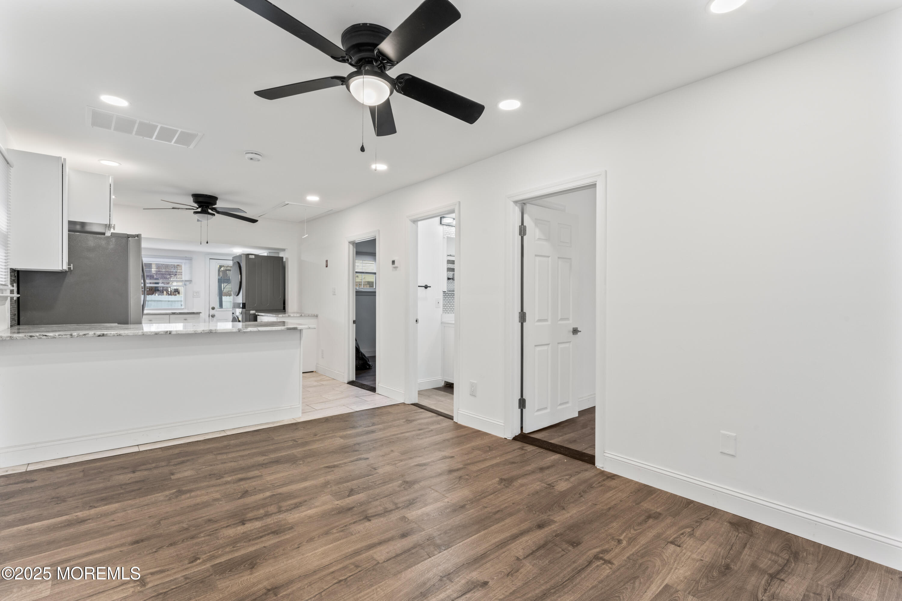 21 Pineview Avenue, Keansburg, New Jersey image 3